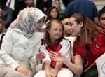 Başbakan Ahmet Davutoğlu ile Gençlik ve Spor Bakanı Akif Çağatay Kılıç, Gençlik ve Spor Bakanlığı’nın 190 adet Spor Tesisin açılışı ile 22 Adet Spor Tesisinin temel atma törenlerine katıldı.