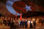 Gençlik ve Spor Bakanı Akif Çağatay Kılıç, Kut'ül Amare Zaferi'nin 100. yılı dolayısıyla düzenlenen anma programına katılan Cumhurbaşkanı Recep Tayyip Erdoğan ve Başbakan Ahmet Davutoğlu'na eşlik etti